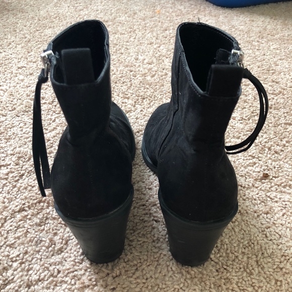 Booties - Picture 5 of 6